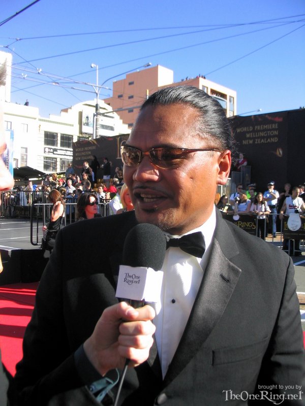 Lawrence Makoare On The Red Carpet - 600x800, 83kB