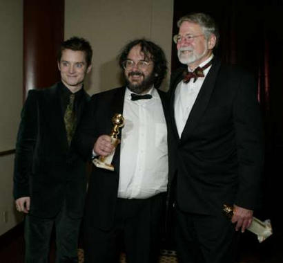 More Golden Globes 2004 Images - 410x380, 16kB