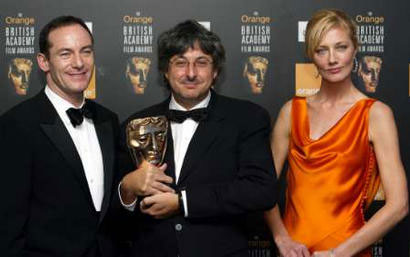 2004 BAFTA Awards - 410x257, 22kB