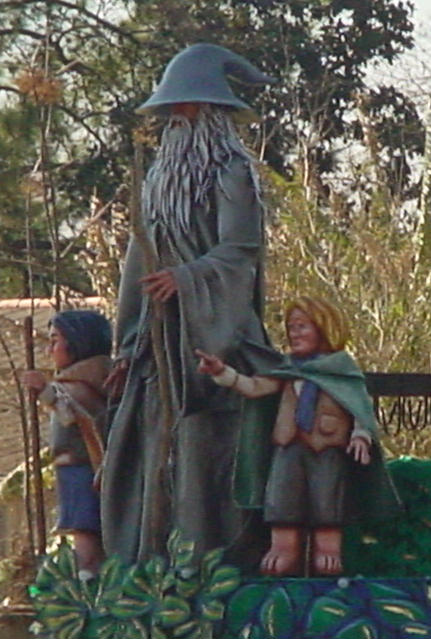 Detail of Bacchus Hobbits of the Shire Float - 431x639, 64kB