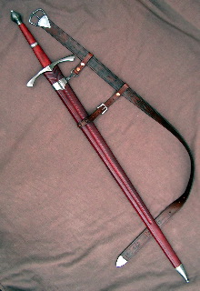 Trim and Fletcher LOTR Swords - 220x320, 33kB