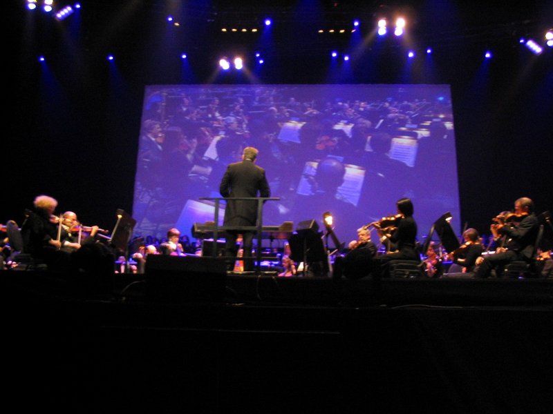 Howard Shore Concert Belgium - 800x600, 59kB