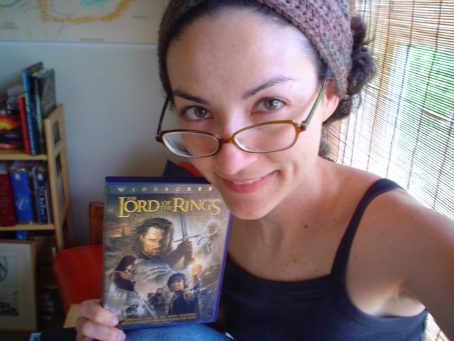 TORN Fans And Their ROTK DVD! - 640x480, 147kB