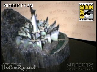 Comic-Con 2004 ROTK:EE DVD SET PICS! - 326x243, 19kB