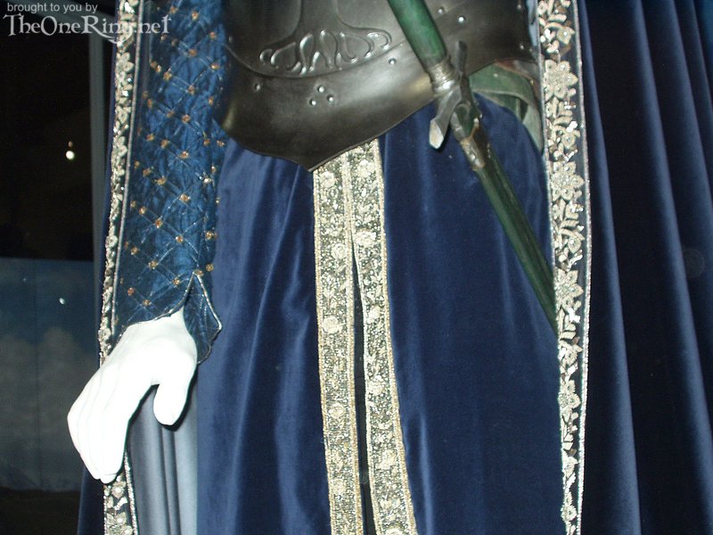 Faramir's Costume - Midsection - 800x600, 100kB