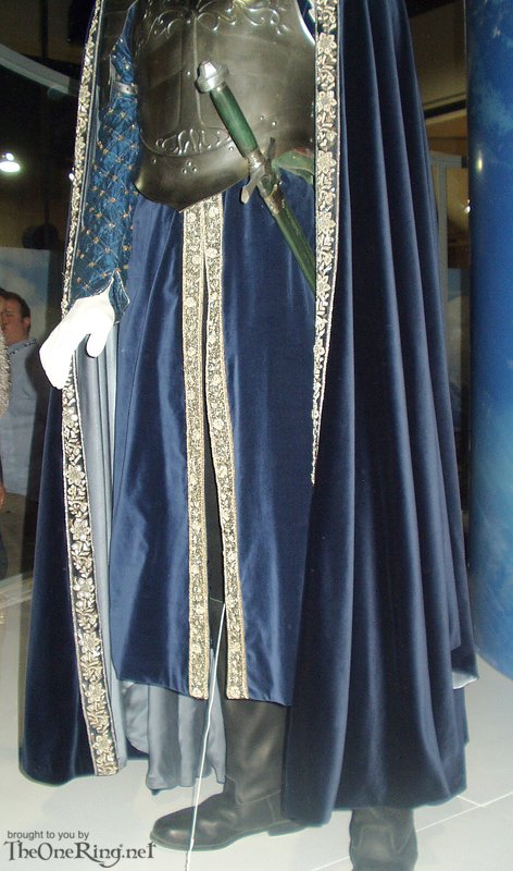 Faramir's Costume - Bottom - 472x800, 86kB