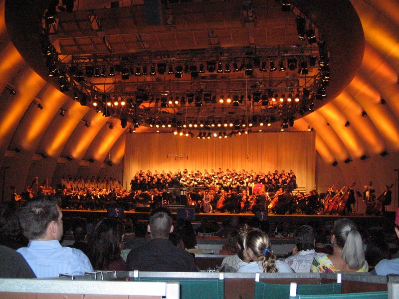 Hollywood Bowl LOTR Concert - 800x600, 137kB