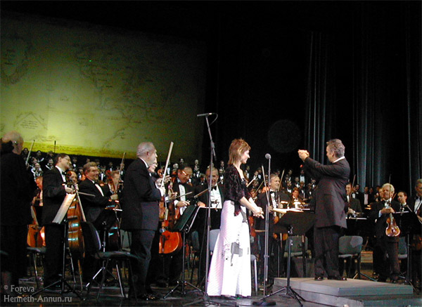 Howard Shore Symphony in Moscow - 600x437, 81kB