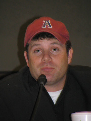 Sean Astin at Dallas Comic Con 2005 - 360x480, 24kB