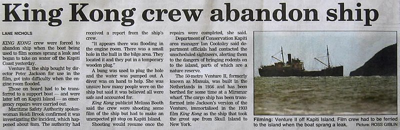 King Kong crew abandons ship - 800x261, 80kB