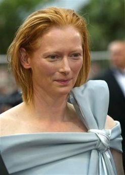 Tilda Swinton at Cannes 2005 - 247x345, 55kB