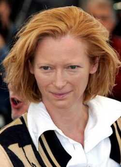 Tilda Swinton at Cannes 2005 - 250x344, 10kB