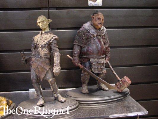 Orc Sideshow Toy Statues at Comic-Con 2001 - 533x400, 40kB