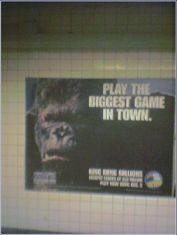 Kong Domination in NYC - 361x480, 29kB