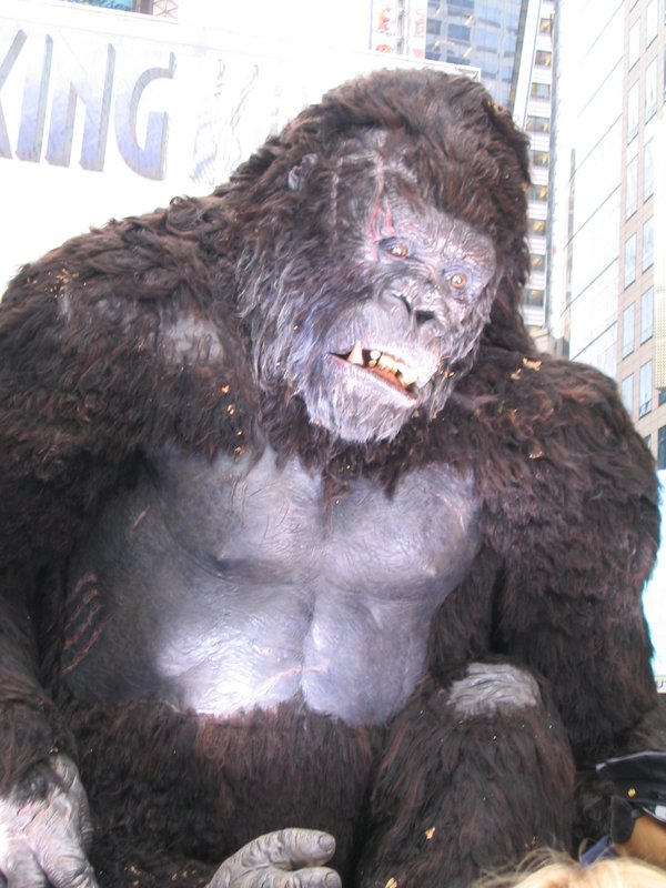 King Kong Premiere: New York, New York - 600x800, 91kB