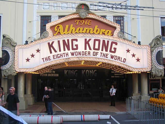 King Kong Premiere: Wellington - 640x480, 92kB