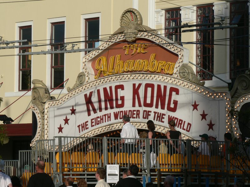 King Kong Premiere: Wellington - 800x600, 148kB