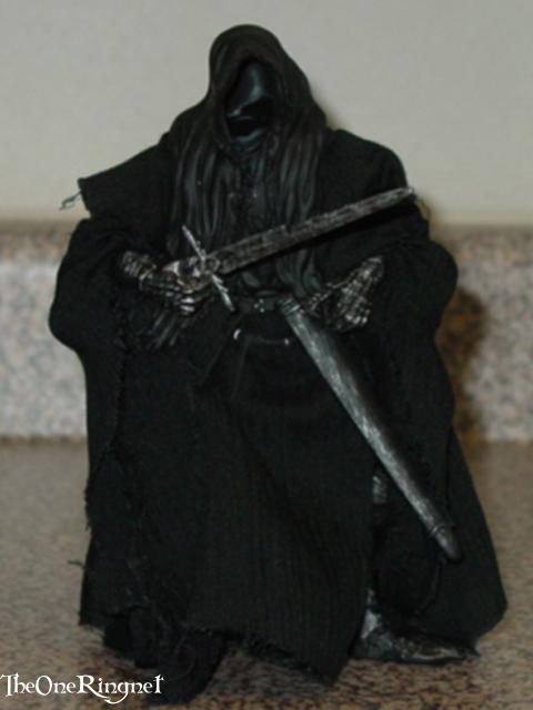 Nazgul with sword in hand - 480x640, 25kB