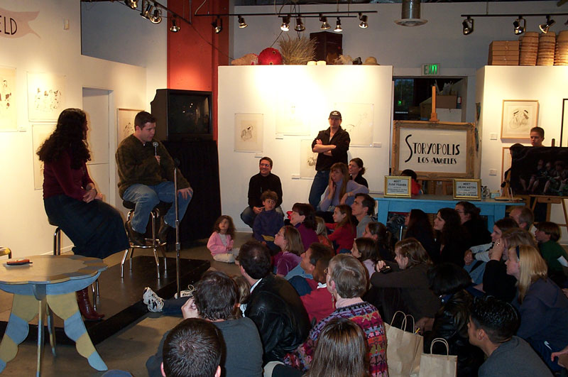 Sean Astin takes questions from fans at Storyopolis - 800x531, 101kB