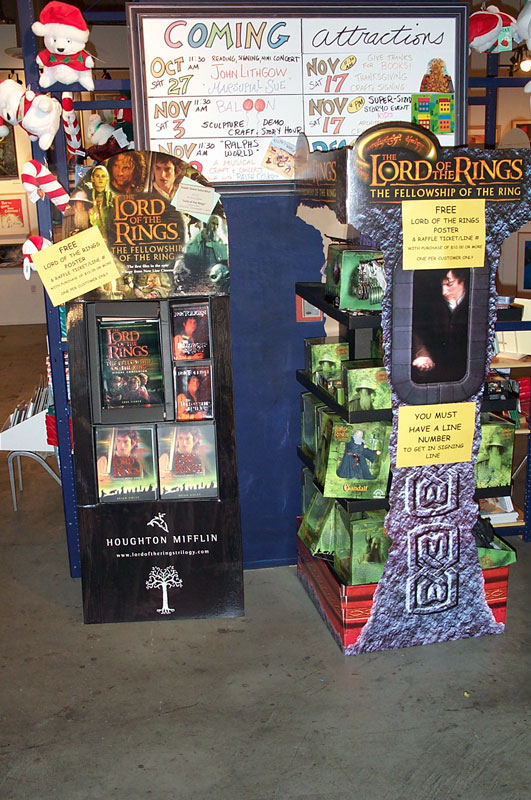 Houghton Mifflin and Toy Biz stands at Storyopolis - 531x800, 150kB