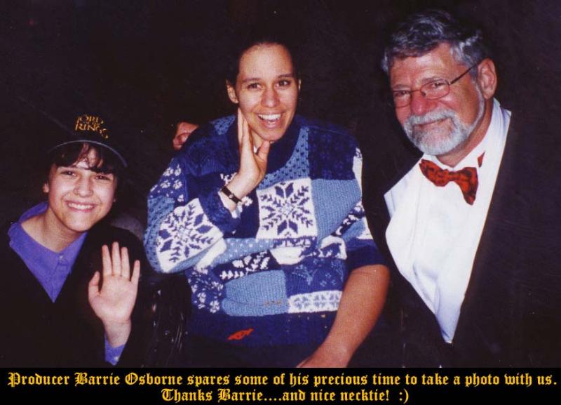 A Night To Remember!: Barrie Osborne with Fans - 800x577, 58kB
