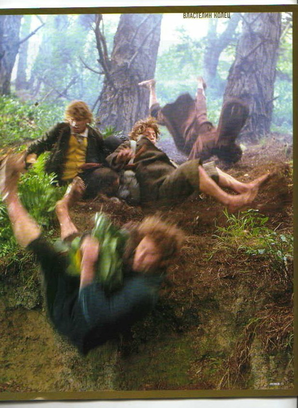 Russia's Premiere Magazine: Hobbits Take a Tumble - 584x800, 204kB
