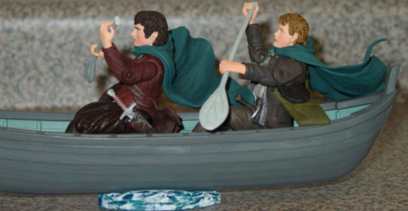 Frodo and Sam figures from FOTR Toybiz - 580x300, 67kB