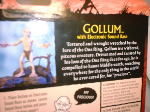 Gollum Action Figure Packaging - 500x375, 40kB