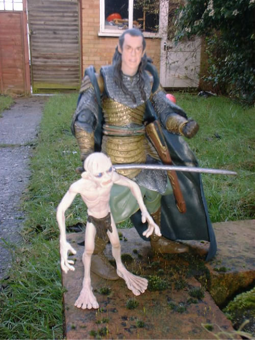Gollum Action Figure With Elrond Figure - 500x667, 87kB