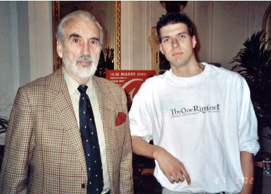 Christopher Lee and leo - 385x276, 116kB