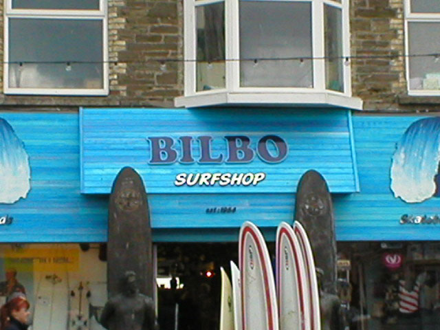 Bilbo's SurfShop - 640x480, 72kB