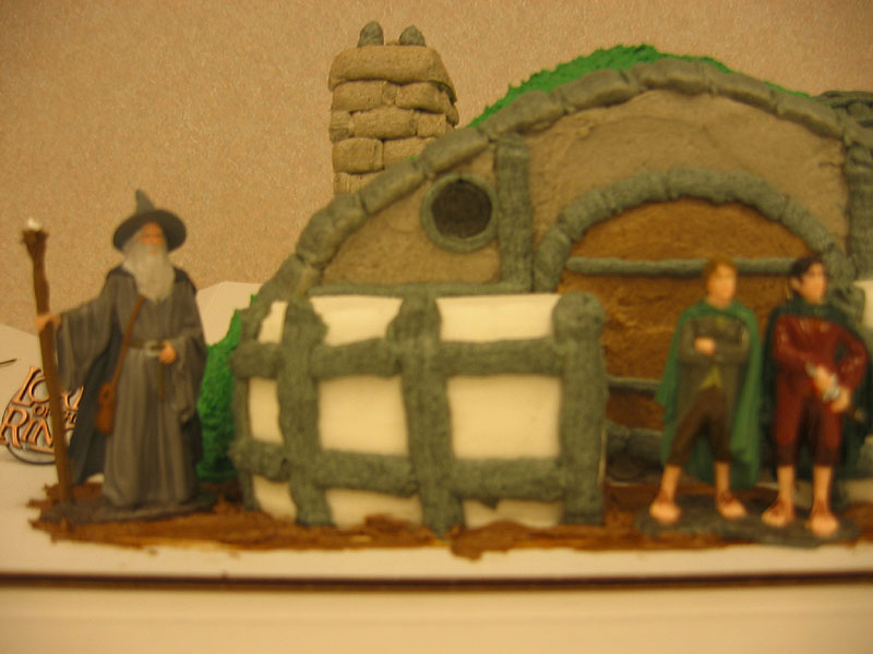 Hobbit Hole Cake - 800x600, 71kB