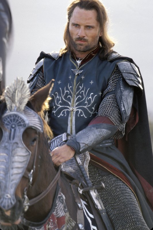 Aragorn On Horse - 532x800, 96kB