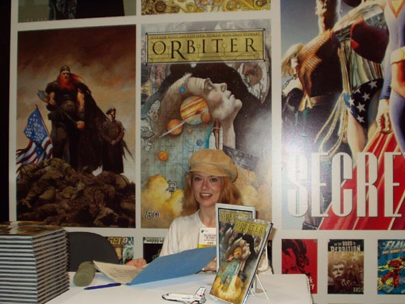 Colleen Doran At Book Expo America - 592x444, 54kB