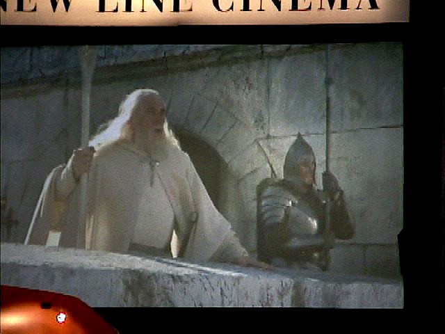Gandalf At Minas Tirith - 640x480, 68kB