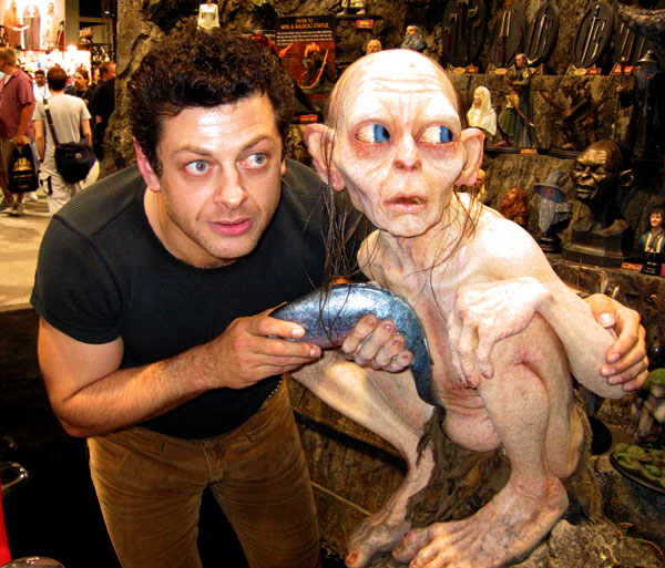 Andy Serkis Images from Comic-Con 2003 - 600x513, 104kB