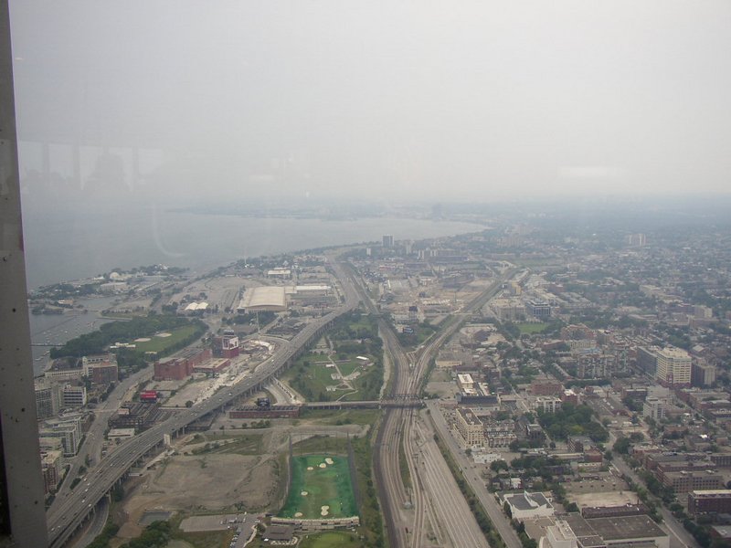 Toronto from the CN Tower - 800x600, 90kB