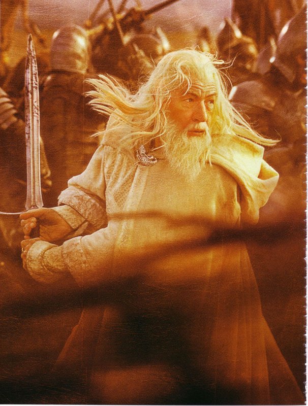 Media Watch: Germany's Cinema Magazine - Gandalf in Battle - 606x800, 111kB
