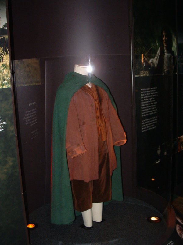 Frodo's Costume. - 600x800, 62kB