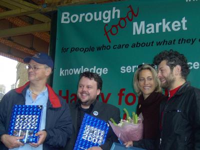 Andy Serkis at 'Borough Market' in London - 400x300, 30kB