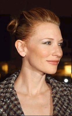 Blanchett at LA Premiere of 'Veronica Guerin' II - 248x399, 16kB