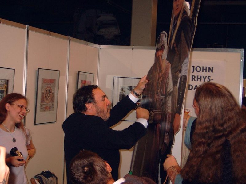 John Rhys-Davies at FACTS Con in Belgium - 800x600, 73kB
