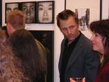 Viggo Mortensen Opens California Exhibit - (800x600, 98kB)