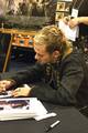 Dominic Monaghan Signing in LA - (427x640, 69kB)