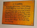 'The Inklings' Plaque In The Eagle And Child Pub - (702x524, 76kB)
