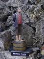 SideShowToy Bilbo Statue At Comic-Con 2002 - (600x800, 191kB)