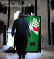 7-Up in Middle-earth - Approaching The Vending Machine - (333x363, 28kB)