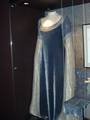 Arwen's Blue-Grey Velvet Gown - (600x800, 93kB)