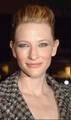 Blanchett at LA Premiere of 'Veronica Guerin' II - (238x399, 16kB)